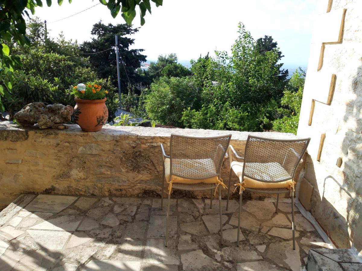 Villa Aloni Margarítai 외부 사진