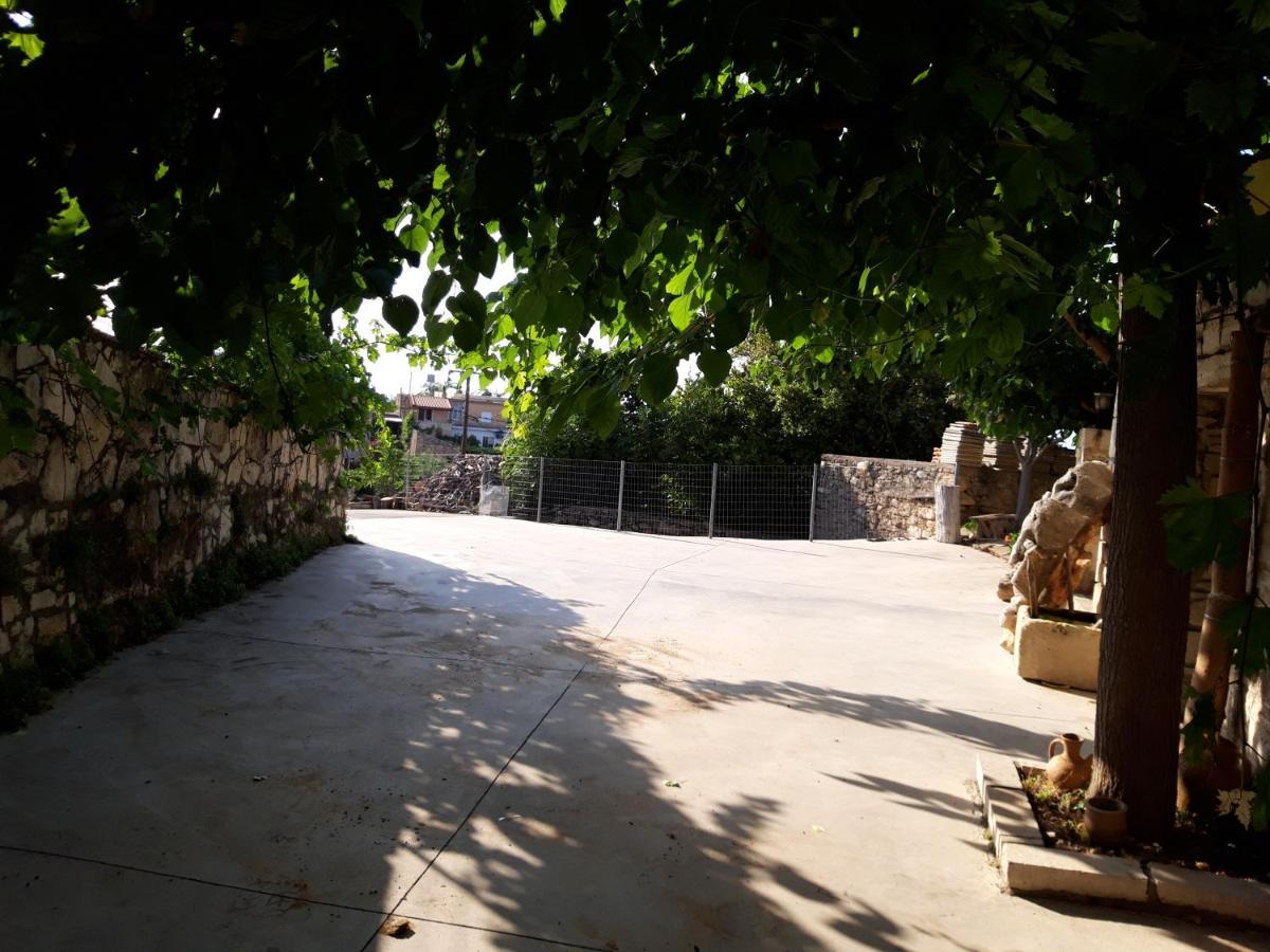 Villa Aloni Margarítai 외부 사진